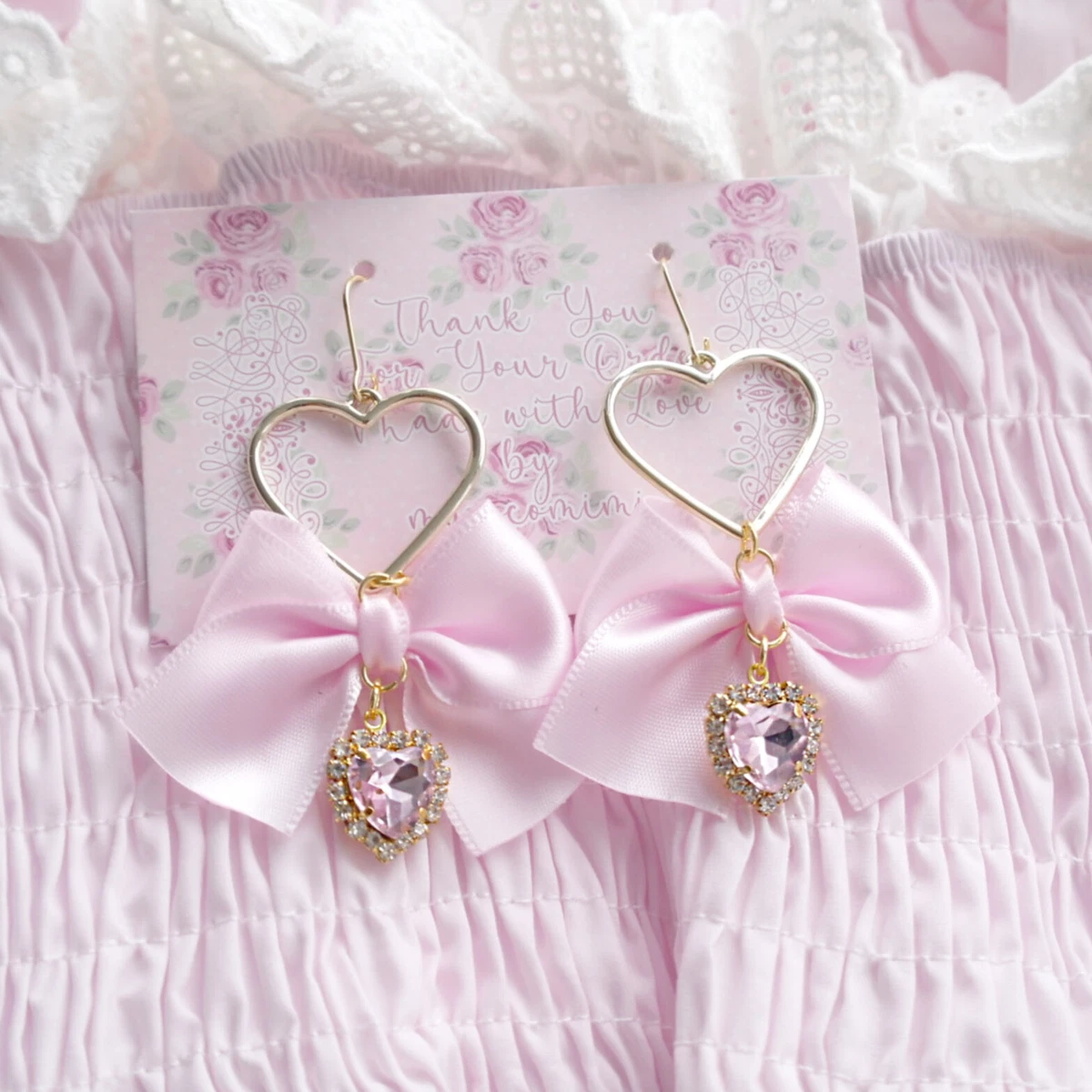 Baby girl deals heart earrings