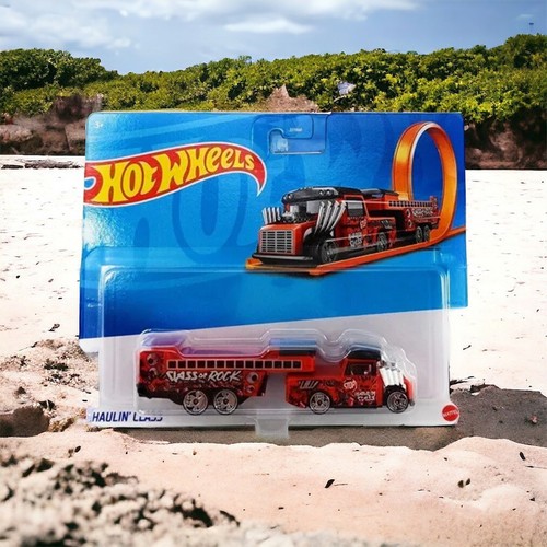 Hot Wheels Steaming Gleamin Transport - Picture 9 of 18
