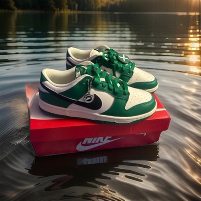 Nike Dunk Low SE Lottery Pack Malachite Green size 9.5 men s