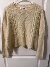 DKNY Cream Cable-knit Sweater Featuring An Diamond and Cable Pattern. Small NWT