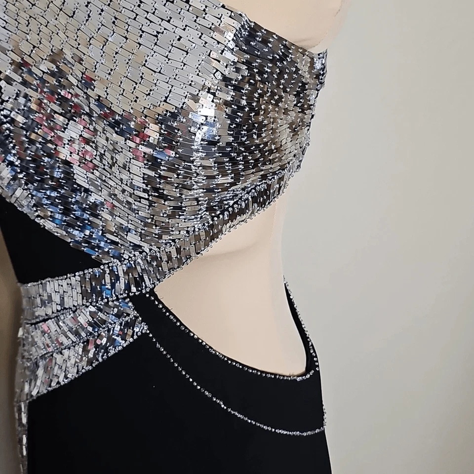 Maxi Vestido de Noche Sherri Hill Un Hombro Corte Cintura Negro Plateado 14 Foto 4 de 4