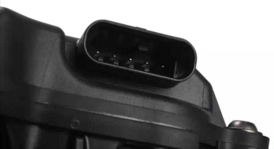 通用正品部件 55516369 发动机冷却液流量控制阀适用于 2.0L 涡轮通用 SUV — 第 3/3 张图片