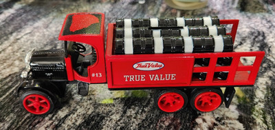 Ertl True Value 1925 Kenworth Stake Truck Bank with Barrels Has Key Diecast
