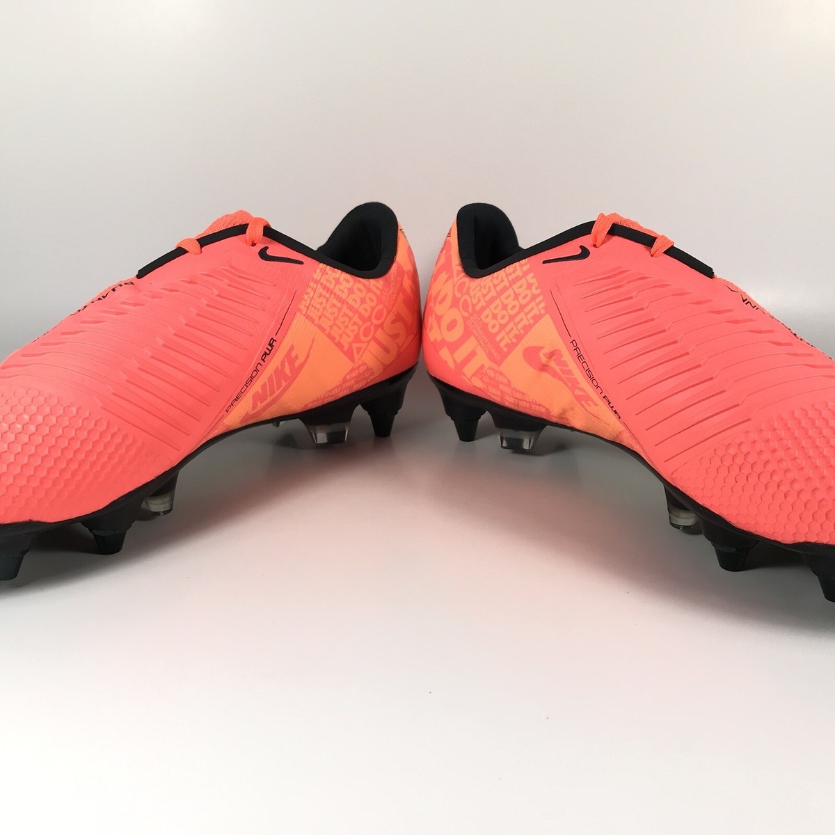 Nike Phantom Venom Elite SG Pro ACC Soccer Cleats Peach Nike Phantom Venom Elite SG Pro ACC Soccer Cleats Peach