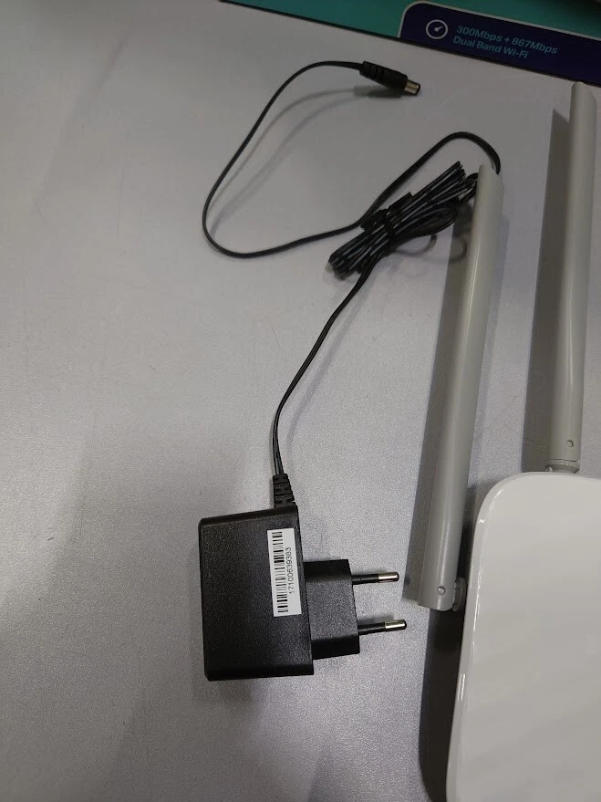 TP-Link Archer C50 AC1200 Router - Gebraucht, Funktioniert, Mit Ladegerät - Bild 3 von 4