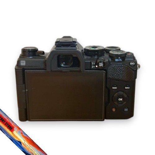 Olympus OM-D E-M5 Mark III 20,4MP fotocamera digitale compatta mirrorless ner... - Foto 3 di 6