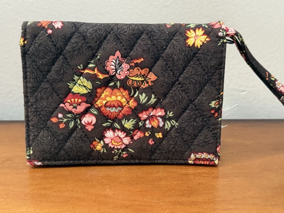 全新带标签 Vera Bradley 棕色退役巧克力花卉秋千钱包拉链翻盖新品 — 第 3/4 张图片