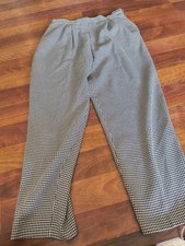 Vintage Houndstooth Made In The USA Black And White Pleated Pants Size 14
