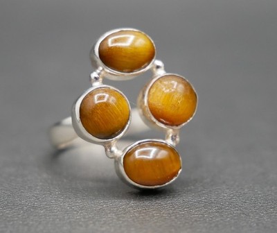 Künstlergefertigter Cabochon-Ring Sterlingsilber und Vierstein Tigerauge Größe 8,25 Zoll