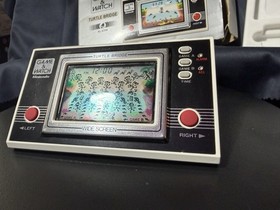 Nintendo Turtle Bridge 1982 Game and Watch Japan Import