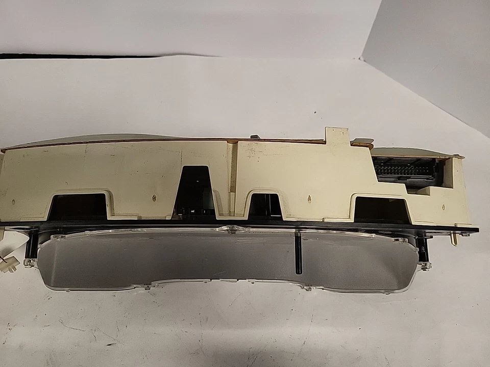 1997-1999 CHEVROLET LUMINA SPEEDOMETER INSTRUMENT CLUSTER - OEM 257-03109 JJ2 Foto 2 de 4