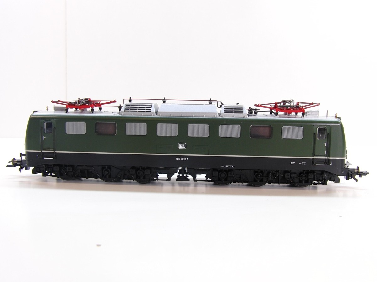 Roco DB BR150 電気機関車 HOゲージ 43584 Roco DB BR150 電気機関車 HOゲージ 43584 Roco DB BR150 電気