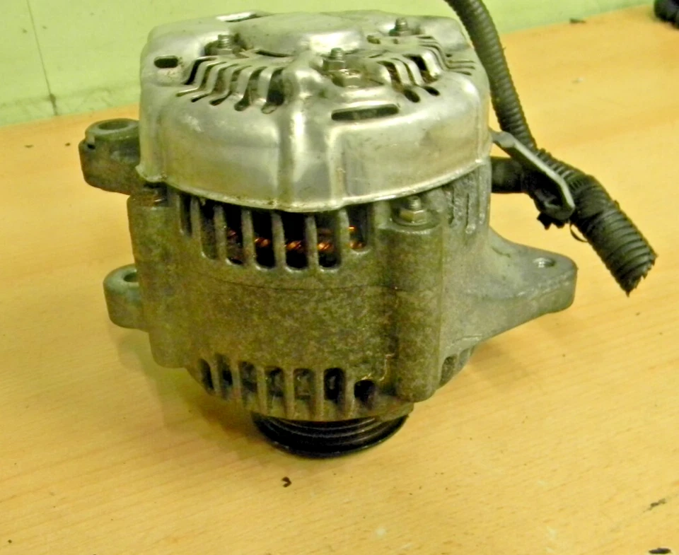 GENUINE 2010-19 TOYOTA SIENTA/VITZ ALTERNATOR 27060-21131 - Image 4 of 4