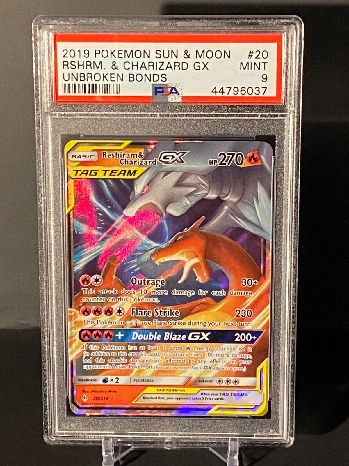 Reshiram & Charizard GX 2019 Pokemon TCG Sun & Moon Unbroken Bonds