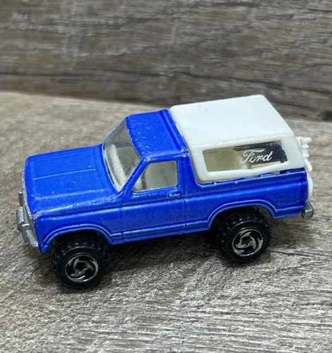 Vintage Hot Wheels 1980 Ford Bronco w/ Motorcycle Malaysia Blue & White