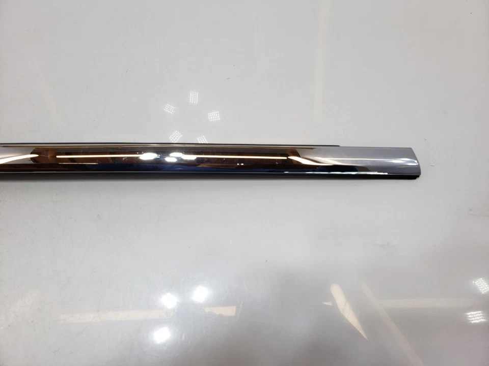 ✅ 2012-2020 OEM Tesla Modelo S Pasajero Delantero Derecho Exterior Cromo Cinturón Moldura Foto 3 de 4