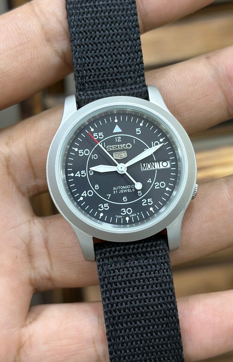 Seiko Automatic 21 Jewels Japan Made Watch For Mens SNK809