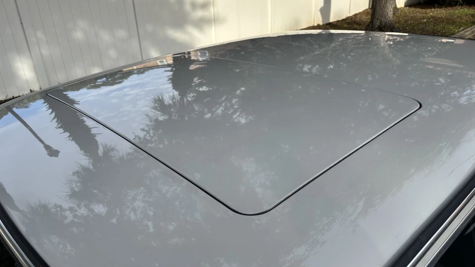 Mercedes-Benz 300-Series D 1981 Foto 4 de 4