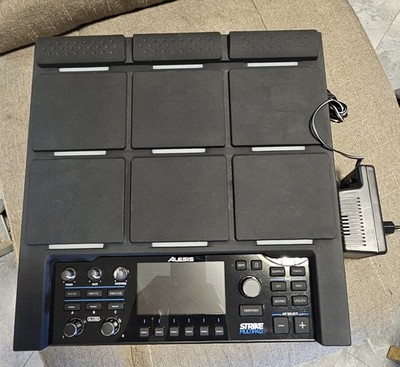 Alesis Strike MultiPad Perkussions-Pad mit 9 RGB-Hintergrundbeleuchteten Pads