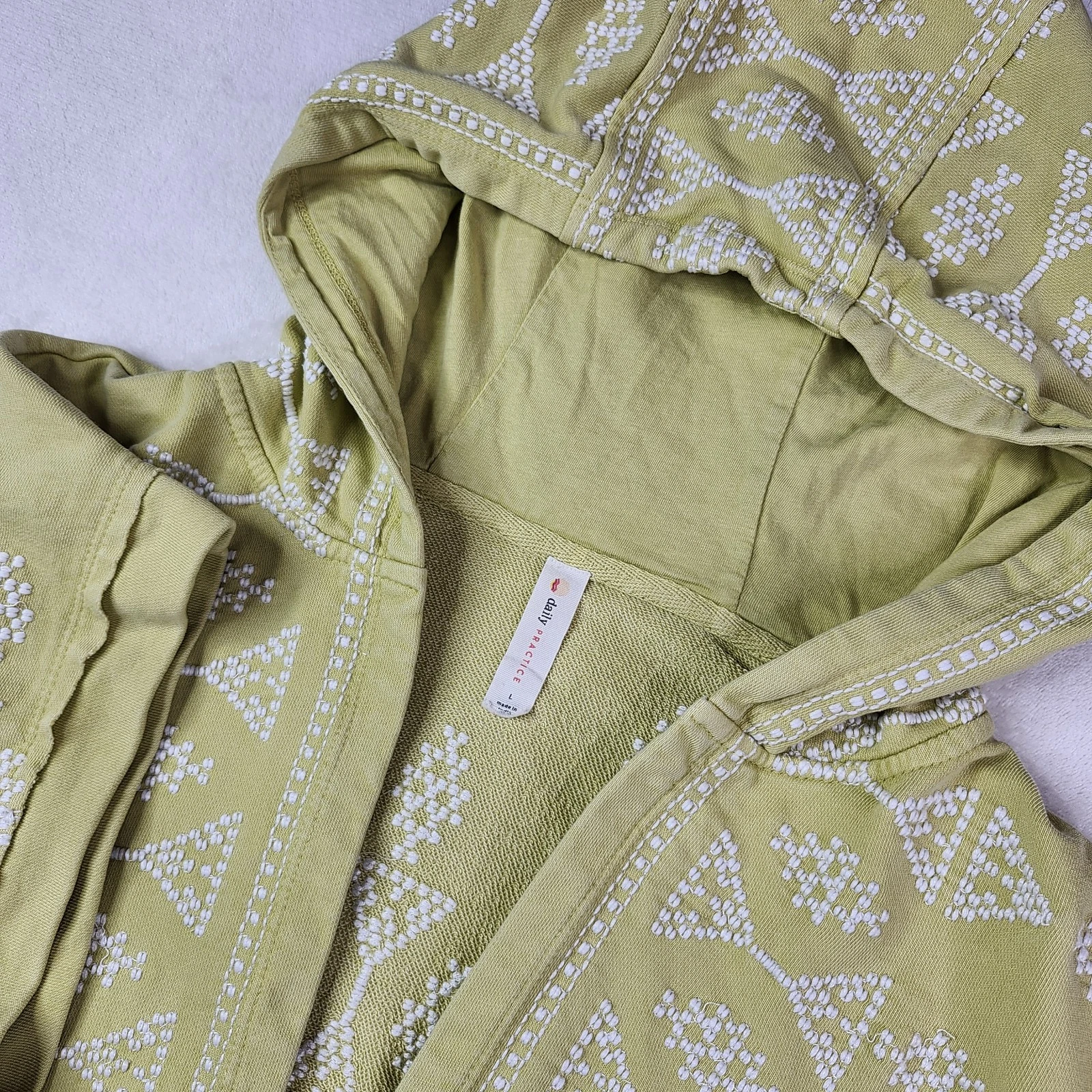 Daily Practice Anthropologie Womens L Deep V Short Sleeve Hoodie Embroidered