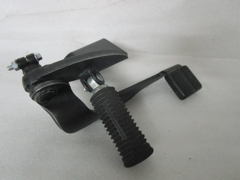 Harley-Davidson XG500 XG750 2015 calle derecha montaje del pie del conductor con pedal de freno Foto 2 de 4