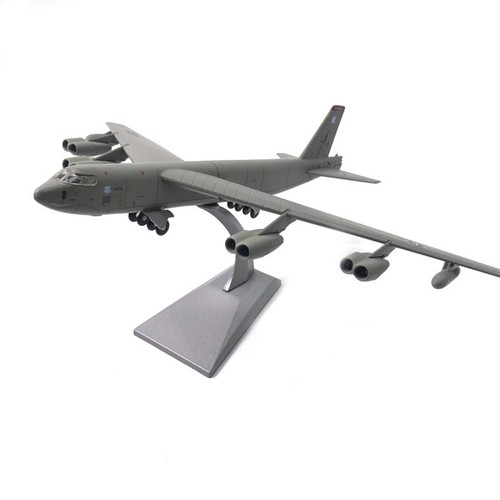 1:200 USAF B-52H Stratofortress Heavy Bomber Aircraft Model Military Plane - Picture 4 of 10