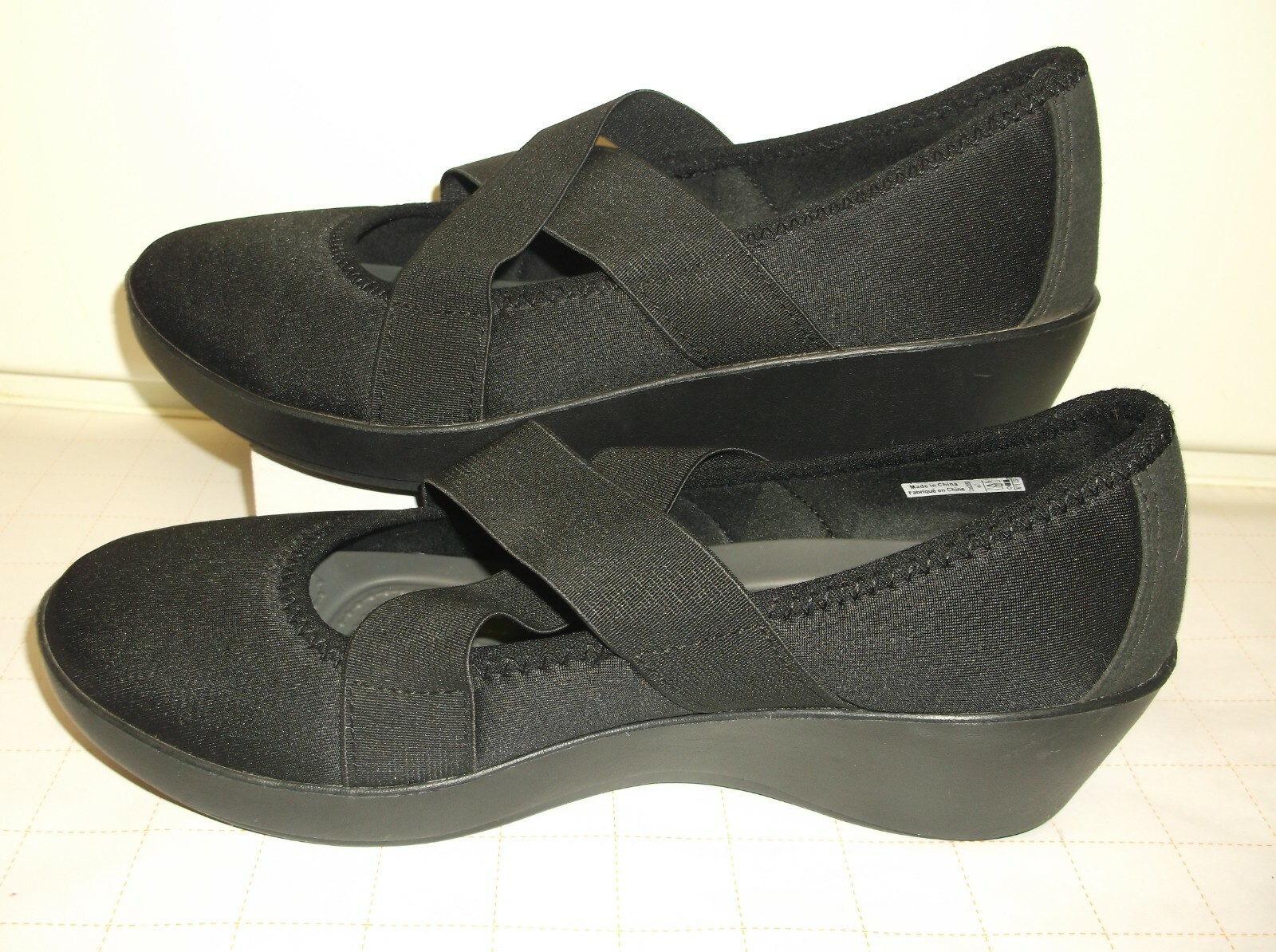 crocs dual comfort