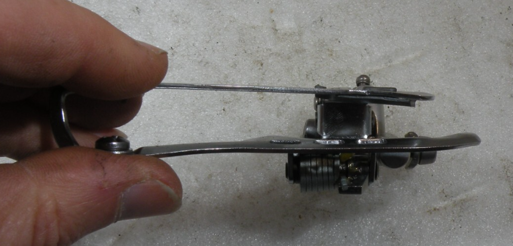 ② Dérailleur Avant pour Vélos de Route