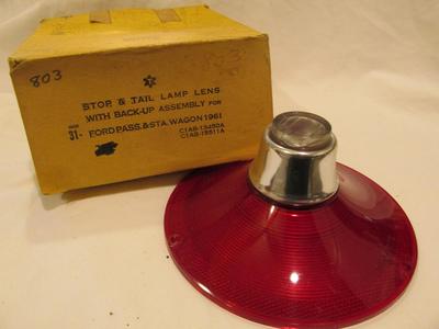 Vintage Auto Part - 1961 Ford Pass/Wagon Stop & Tail Lens w/Backup Assy TMC-732