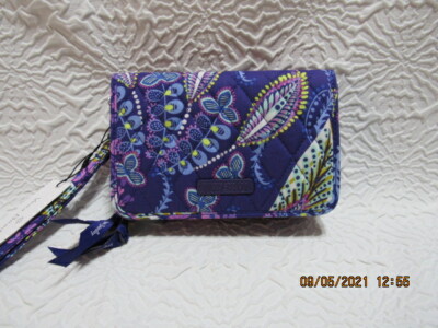 VERA BRADLEY RFID 3 IN 1 CROSSBODY BAG ''BATIK LEAVES'' NWT