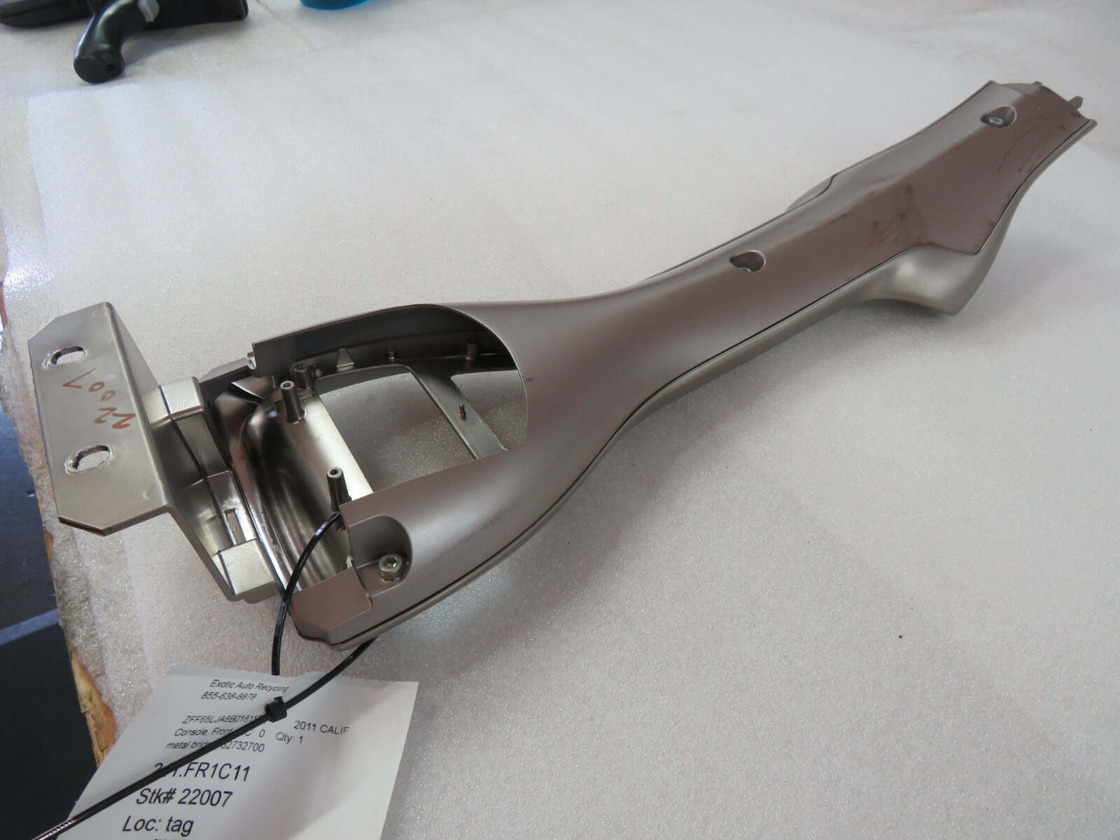 Ferrari California, Console Front Trim, Silver, Metal, Used, P/N 82732700