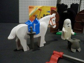 LEGO 6034 Black Monarch's Ghost -Black Knights Castle- With Instructions