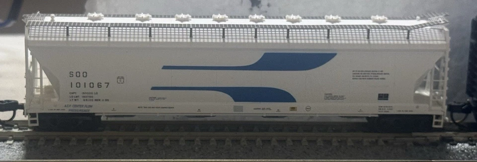 5 N Scale Cars ( Probably Micro Trains, But Not For Sure ). - Image 3 of 4