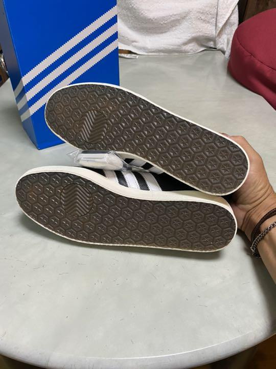 Adidas Gazell Vintage Billy's Exclusive Black White Gold Adidas Gazell Vintage Billy's Exclusive Black White Gold