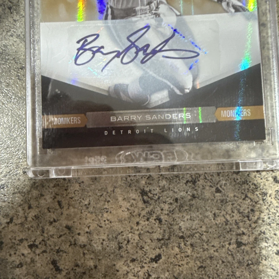 2011 Panini Limited - Legends Barry Sanders #130 Monikers Gold /25 (AU) - Image 3 of 4