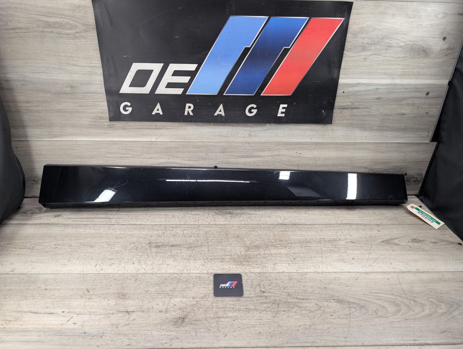 OEM BMW F25 F26 X3 X4 Front Right Passenger Door Lower Molding Molding Trim