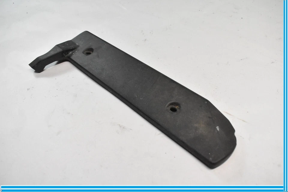 Right Valve Cover Spark Plug Trim Cover | Fits 92 93 Mercedes Benz 500SEL - Image 2 of 4