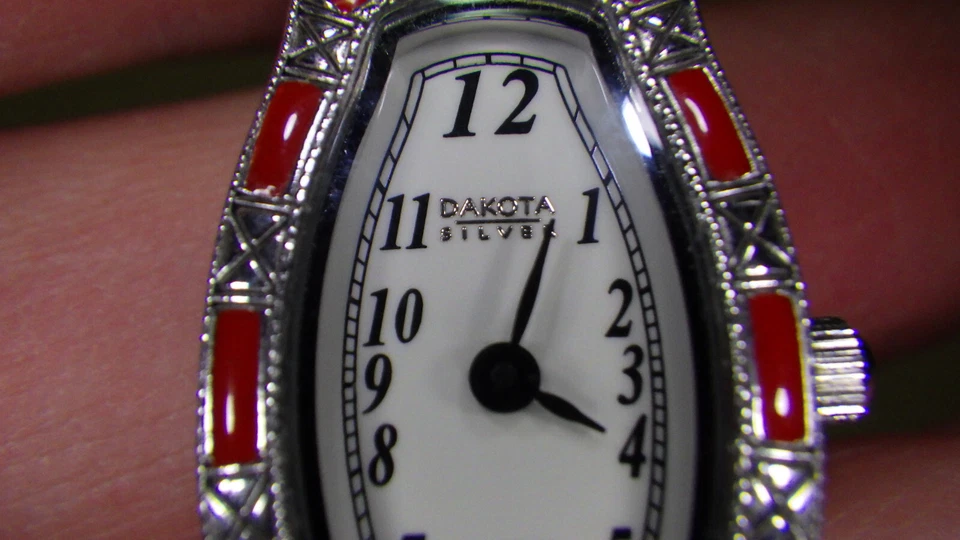 Reloj Pulsera Dakota Plata Esterlina Vintage Esmalte Rojo Foto 3 de 4