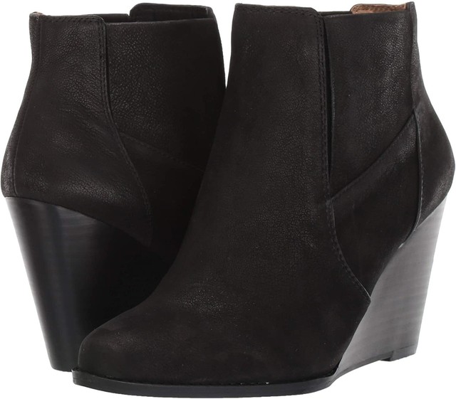jessica simpson ciandra wedge booties
