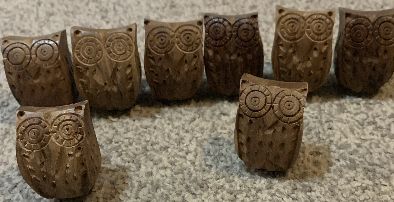 Carved Wood Owl Shaped Drawer Pull Drawer Knob. Lot Of 8(L4)