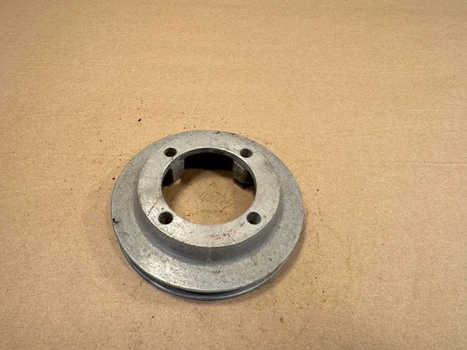 Jaguar XKE E-Type virabrequim polia V única original do fabricante de equipamento original C14589 - Imagem 2 de 4