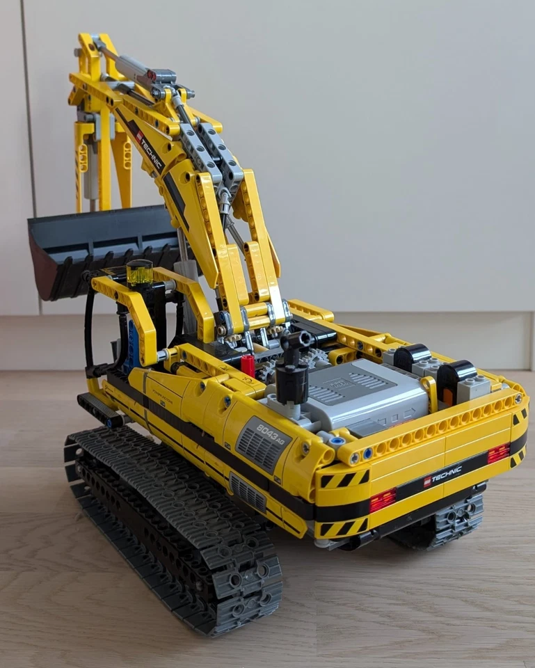 LEGO® Technik * 8043 motorisierter Raupenbagger * voll funktionsfähig * - Bild 3 von 4