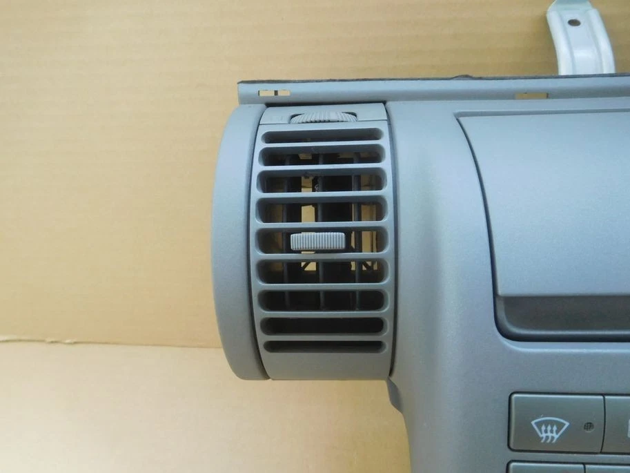 NIssan Skyline V35 DOUBLE DIN 2DIN CONSOLE AUDIO PANEL INFINITI G35  ECRU - Image 4 of 4