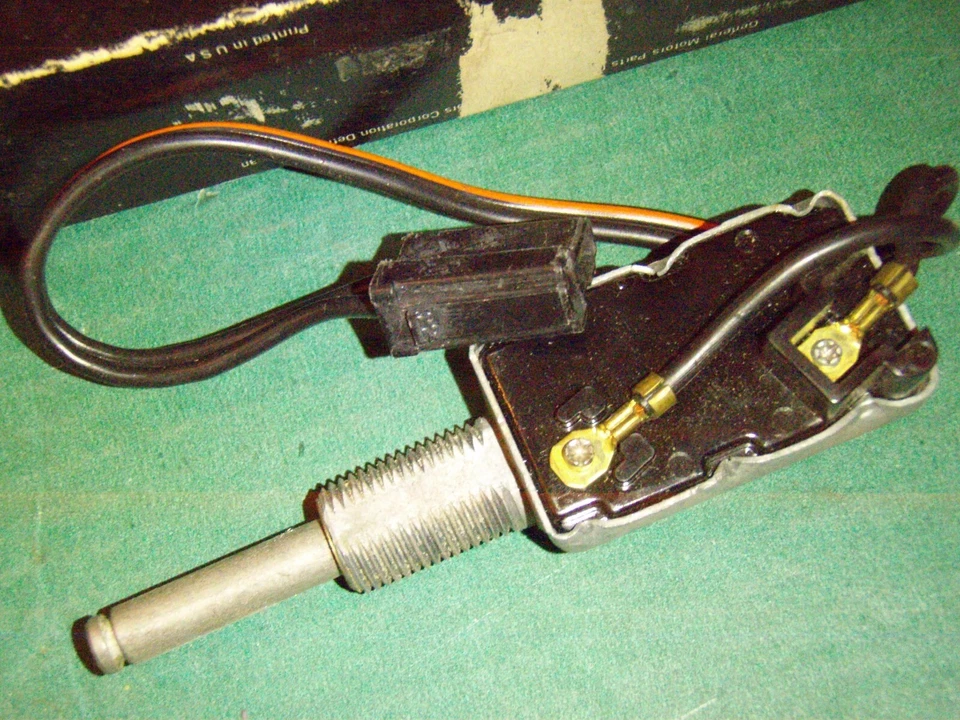 NOS 64 1964 PONTIAC lemans GTO Bonneville GP ventura catalina kick down SWITCH - Image 2 of 4
