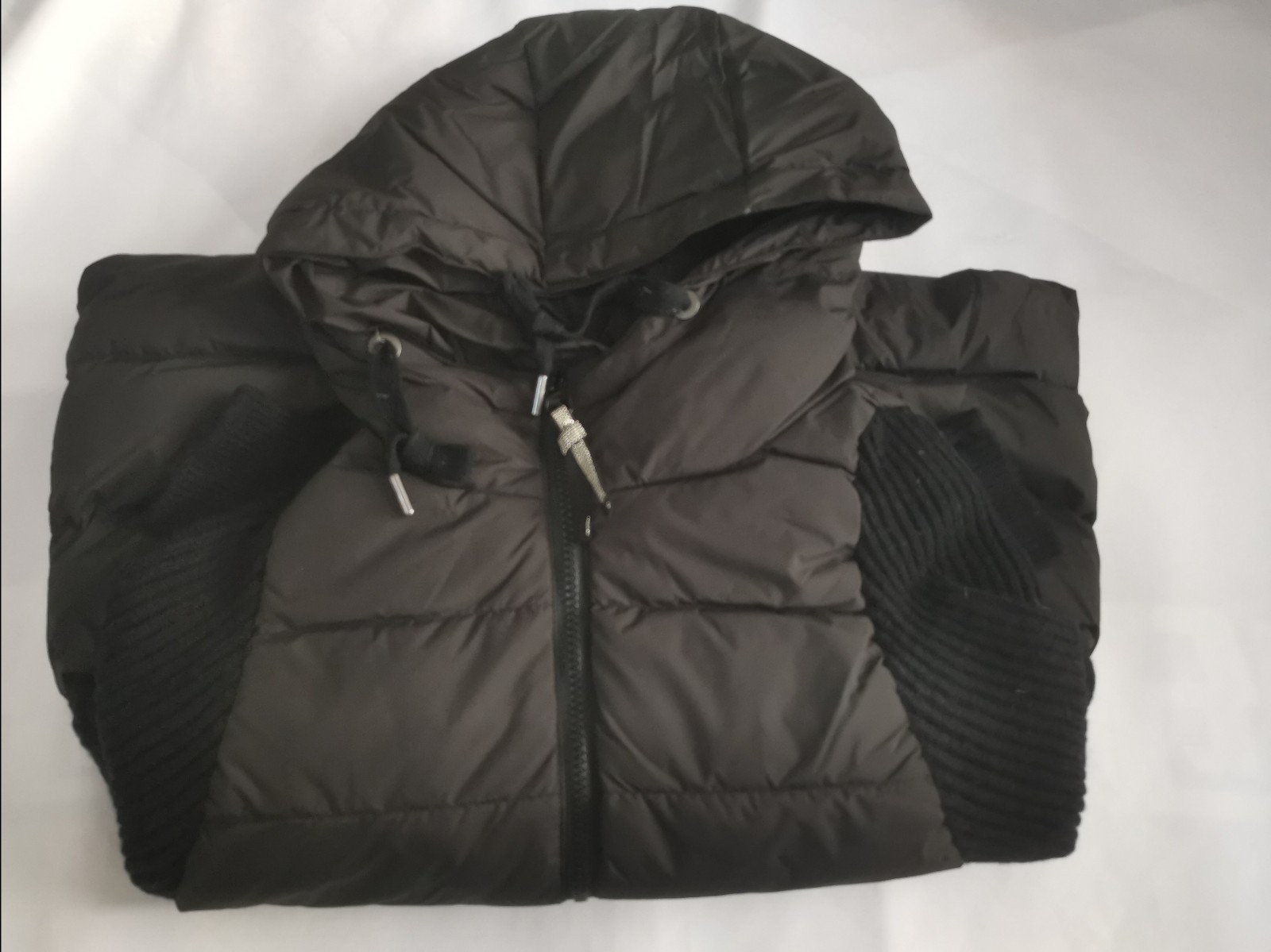 Pre-owned BRUNELLO CUCINELLI Black Puffer Jacket Warmth Meets Style