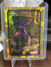 2025 Topps Chrome Marvel Ms. Marvel Yellow Lava Refractor #130