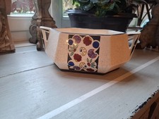 JARDINIERE  EN CERAMIQUE  ART DECO FLORAL modèle 202 a identifier