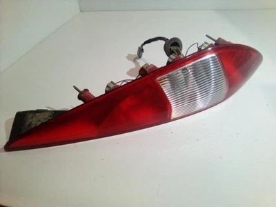 Feu arriere principal droit (feux) FORD MONDEO 2 BREAK 1331600 MEBA_DURATEC - Photo 1/3
