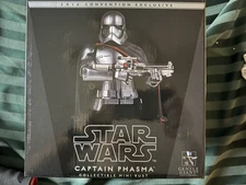 Star Wars Gentle Giant Captain Phasma mini bust SDCC exclusive LE 1200 sealed