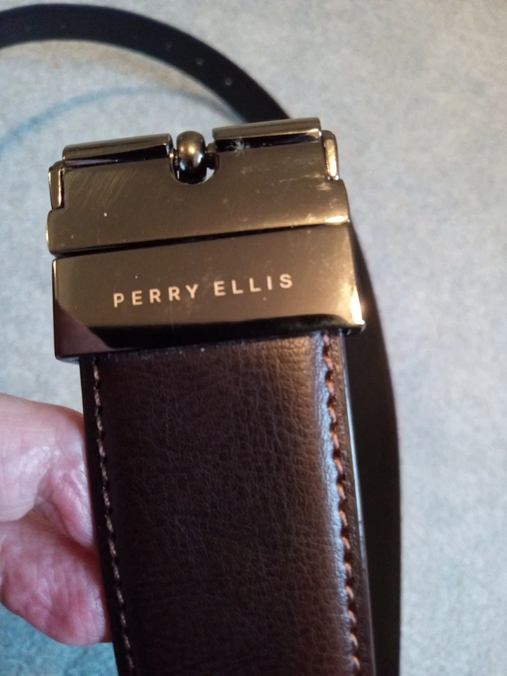 Perry Ellis Men’s Belt - Size 32 - Reversible Black & Brown - New With Tags - Image 4 of 4